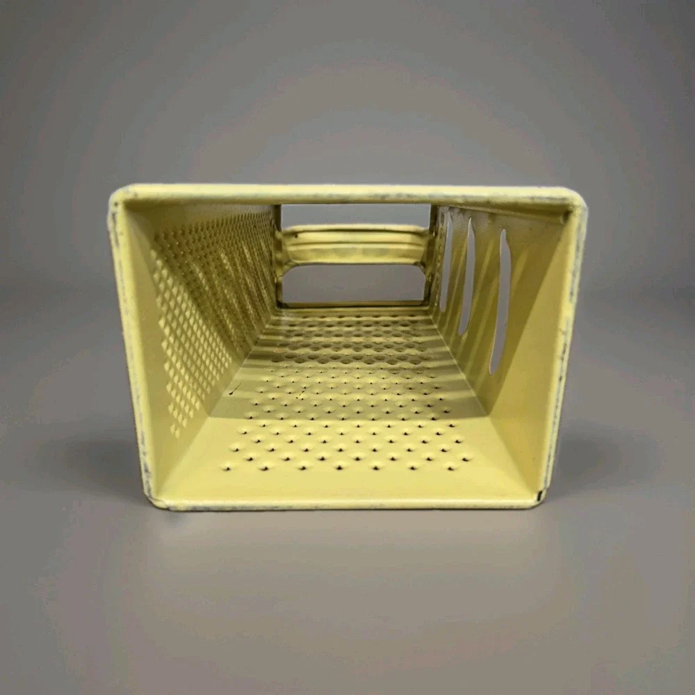 Vintage BROMCO Yellow Metal Box Cheese Grater 4 Sided Kitchen Utensil Retro